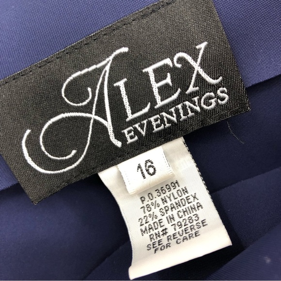 ALEX EVENINGS Short Side Ruched Compression Collection Dress Surplice Size 16 - Picture 8 of 9